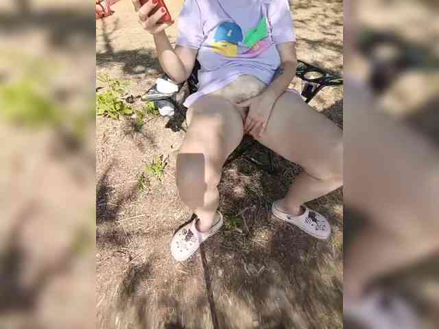 online nude webcam RosFair