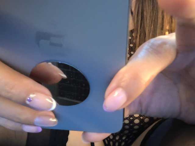 sofia8428's BongaCams show and profile