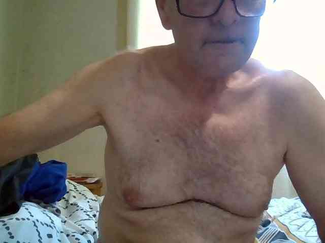 dicab132 Live Webcam on BongaCams