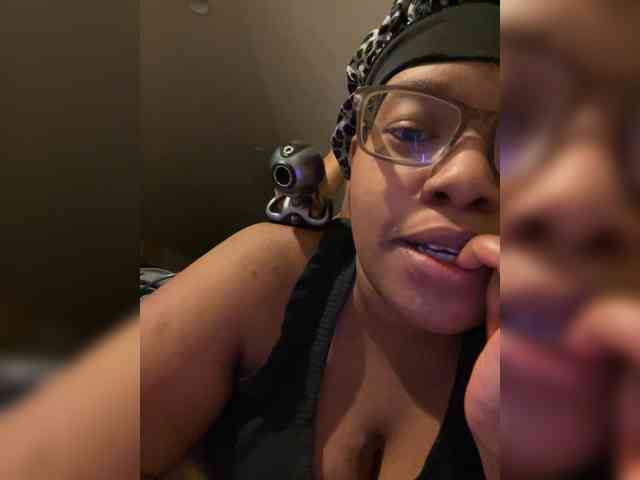 BigSexy21 Live Webcam on BongaCams