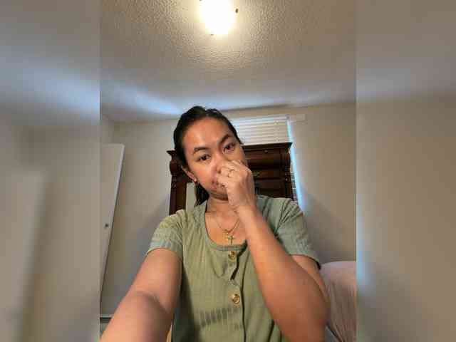 SweetMayles33 webcam