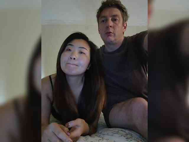 PeachBanana1 Live Webcam on BongaCams