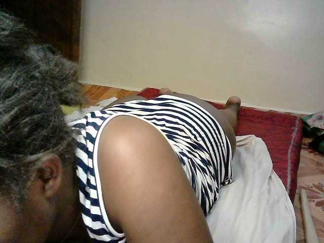 LOVELY-JAZMINE's BongaCams show and profile