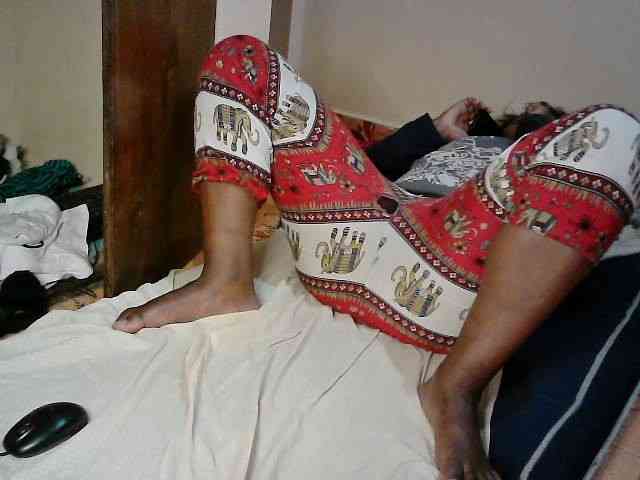 LOVELY-JAZMINE webcam