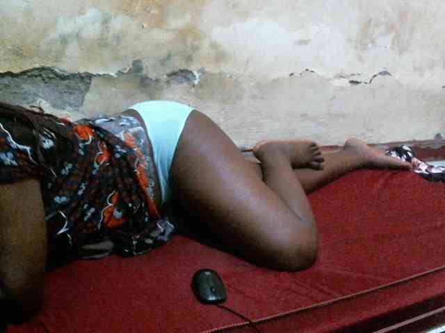 LOVELY-JAZMINE webcam