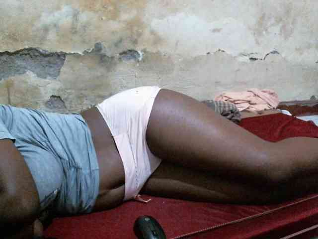 LOVELY-JAZMINE webcam