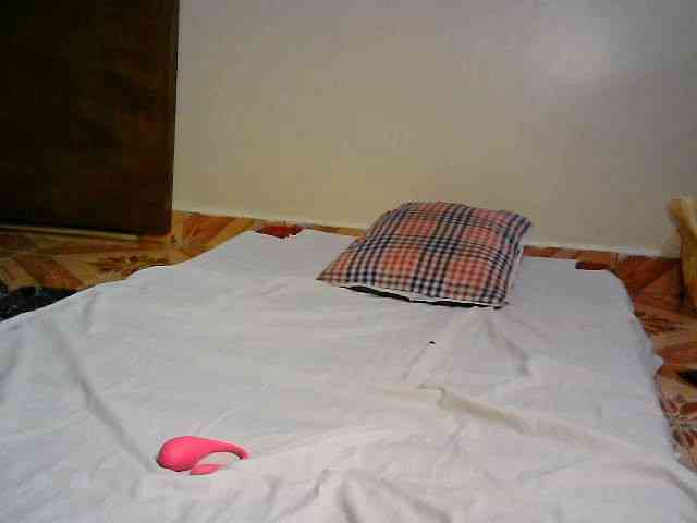 LOVELY-JAZMINE webcam