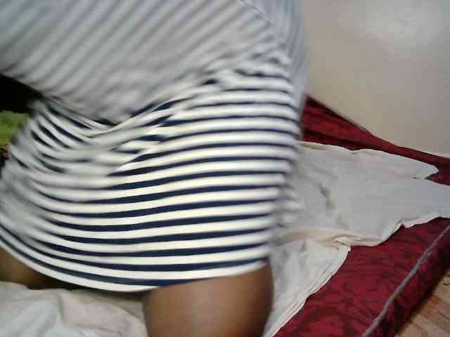 LOVELY-JAZMINE webcam