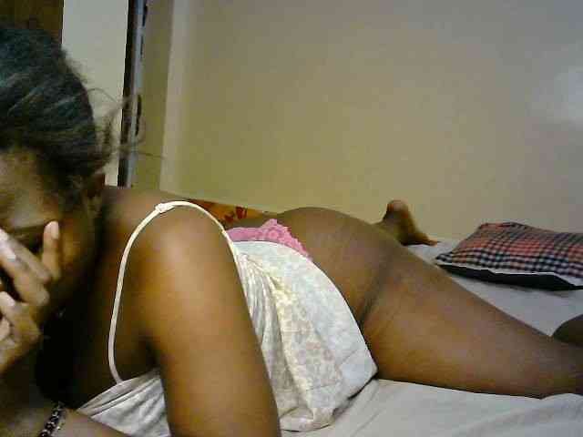 LOVELY-JAZMINE webcam