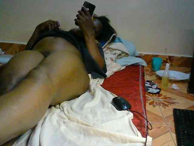 LOVELY-JAZMINE webcam