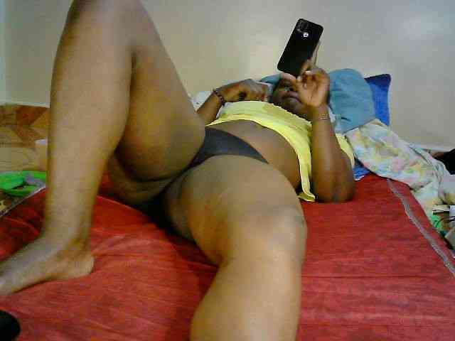 LOVELY-JAZMINE webcam