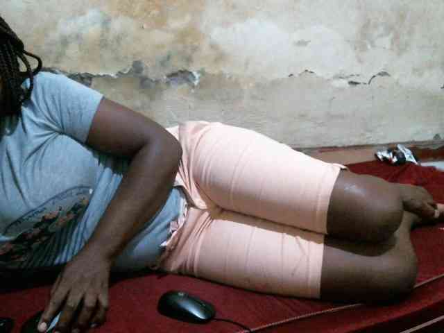 LOVELY-JAZMINE webcam