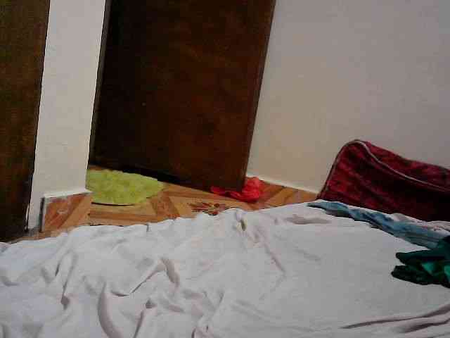 LOVELY-JAZMINE webcam