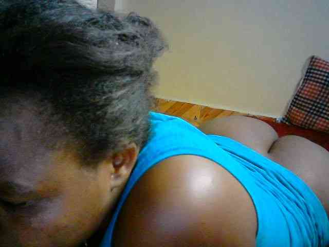 LOVELY-JAZMINE webcam