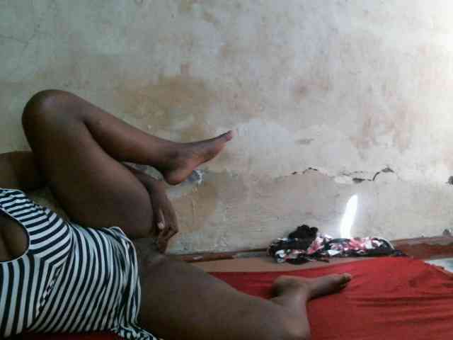 LOVELY-JAZMINE webcam