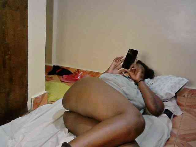 LOVELY-JAZMINE webcam