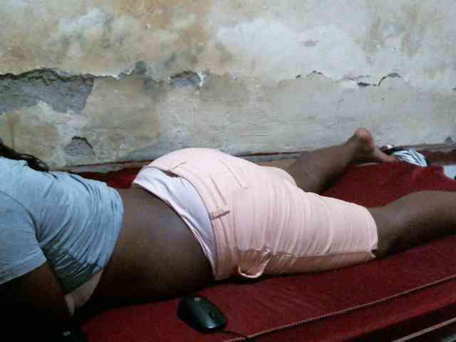 LOVELY-JAZMINE webcam