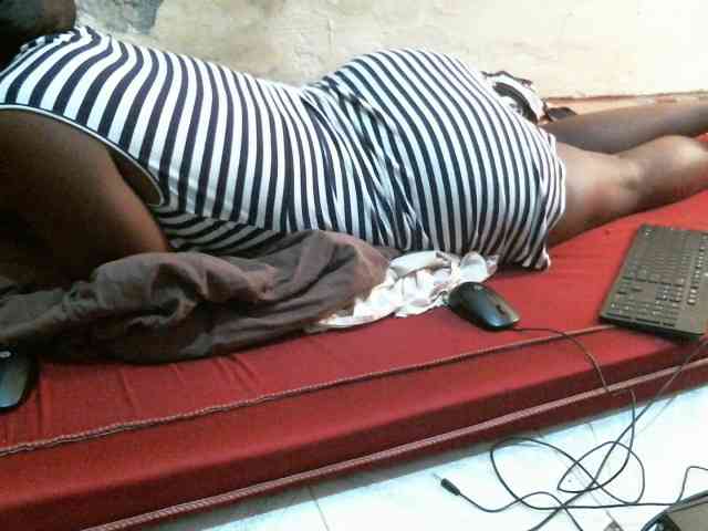 LOVELY-JAZMINE webcam