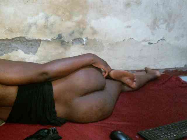 LOVELY-JAZMINE webcam