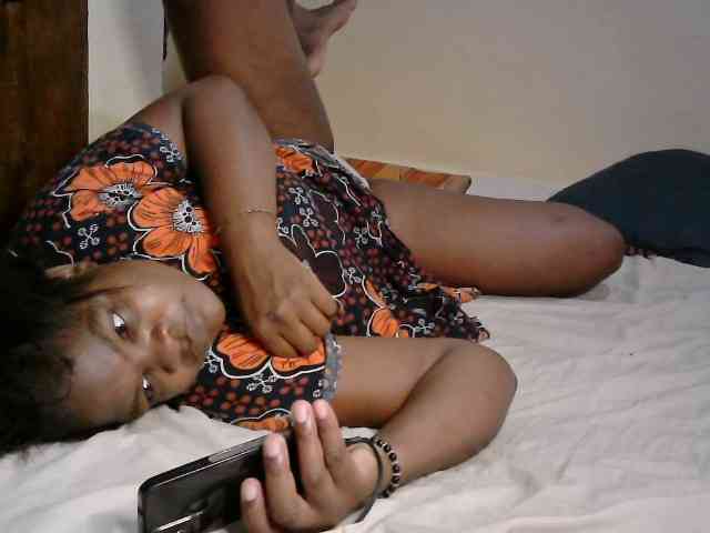 LOVELY-JAZMINE webcam