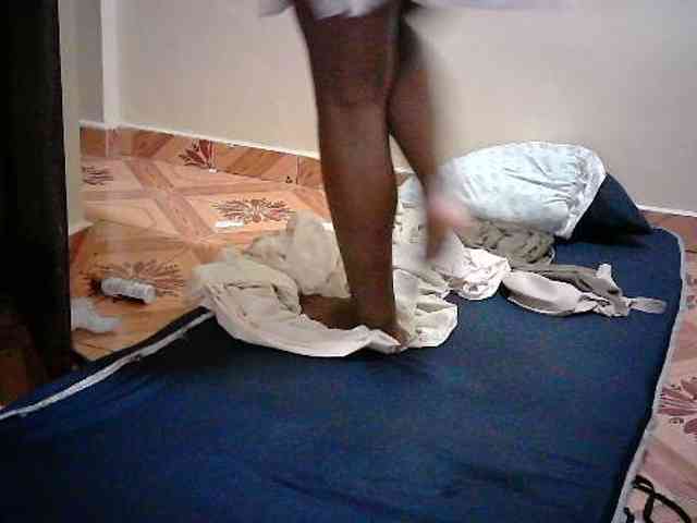 LOVELY-JAZMINE webcam