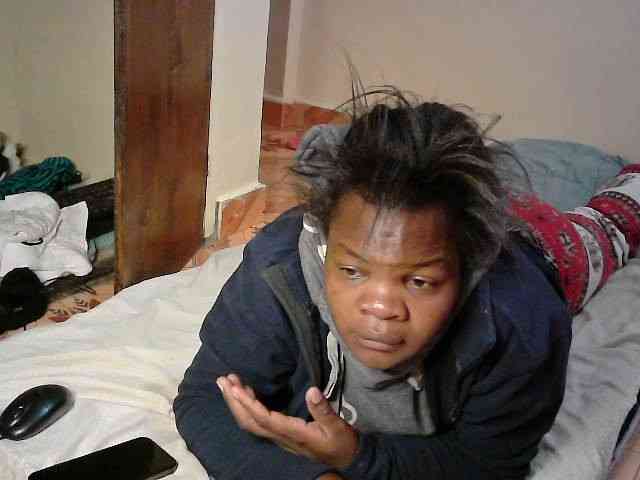 LOVELY-JAZMINE webcam