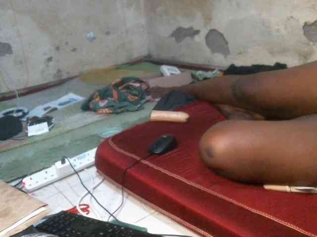 LOVELY-JAZMINE webcam