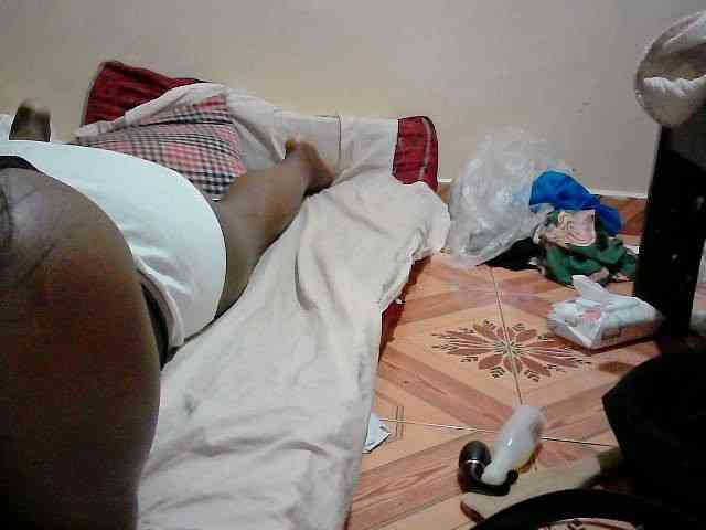 LOVELY-JAZMINE webcam