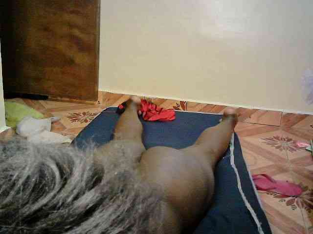 LOVELY-JAZMINE webcam