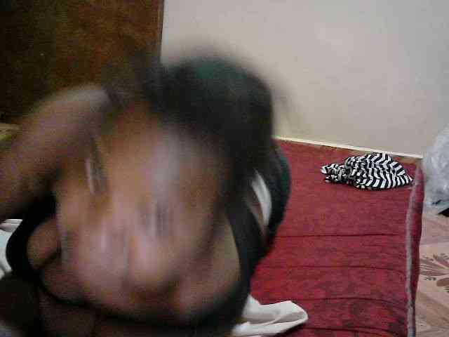 LOVELY-JAZMINE webcam