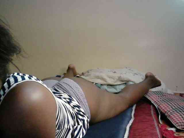 LOVELY-JAZMINE webcam