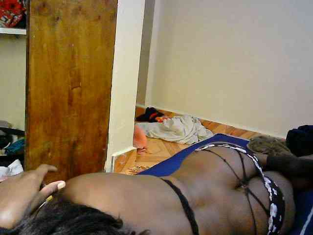 LOVELY-JAZMINE webcam