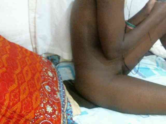 LOVELY-JAZMINE webcam