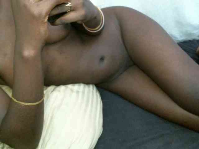 LOVELY-JAZMINE webcam