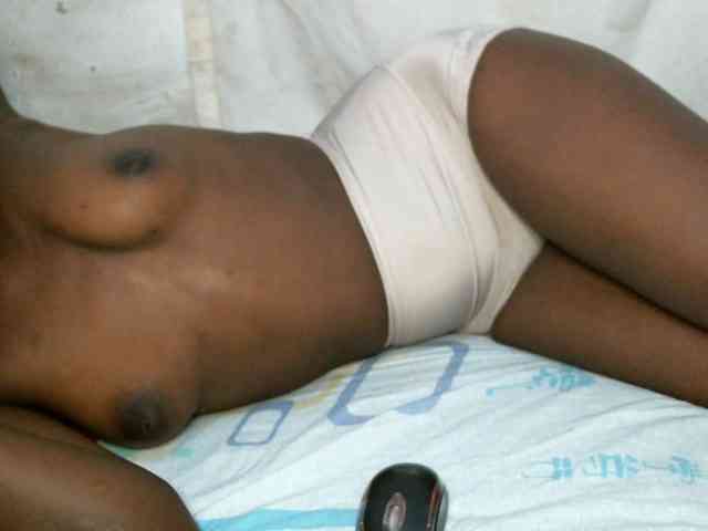 LOVELY-JAZMINE webcam