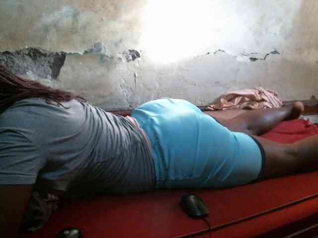 LOVELY-JAZMINE webcam