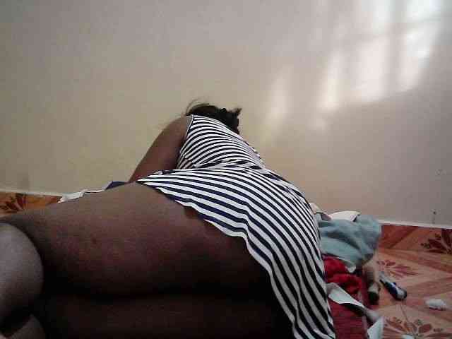 LOVELY-JAZMINE webcam