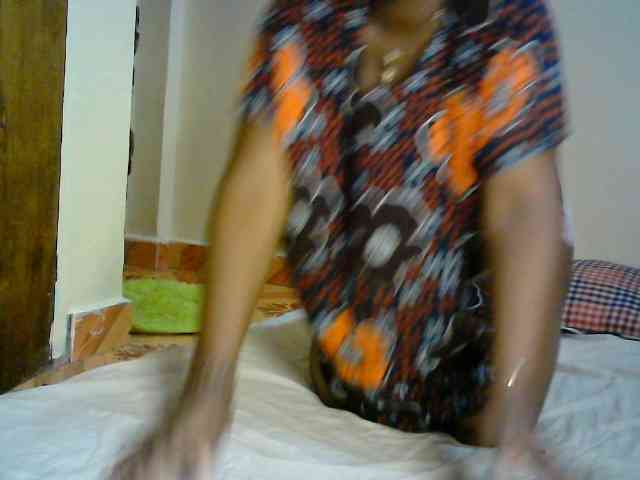 LOVELY-JAZMINE webcam