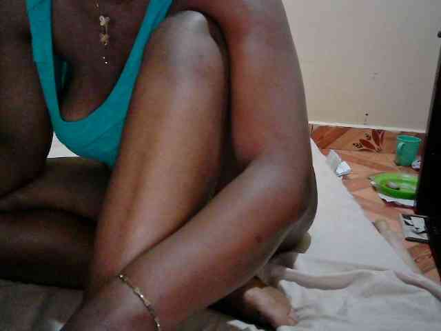 LOVELY-JAZMINE webcam