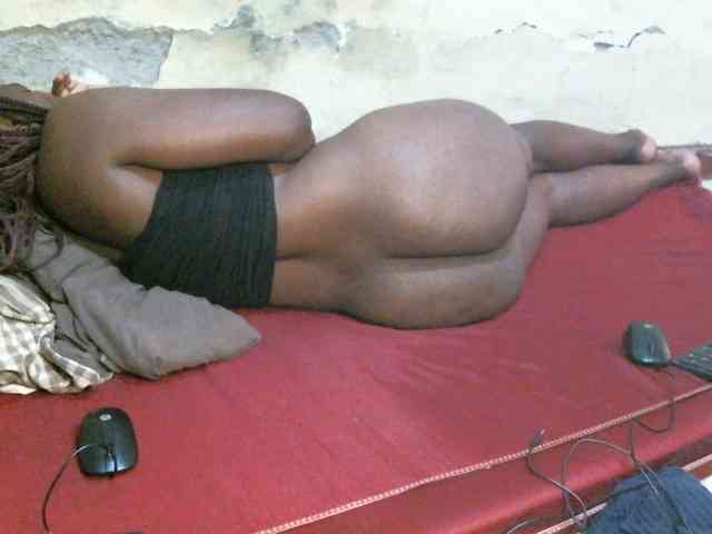 LOVELY-JAZMINE webcam