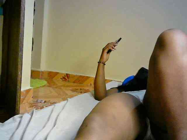 LOVELY-JAZMINE webcam