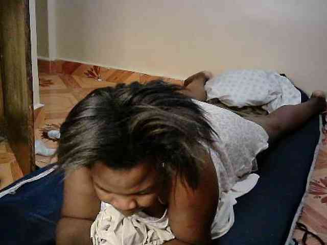 LOVELY-JAZMINE webcam