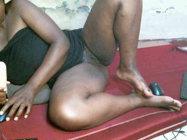 LOVELY-JAZMINE webcam