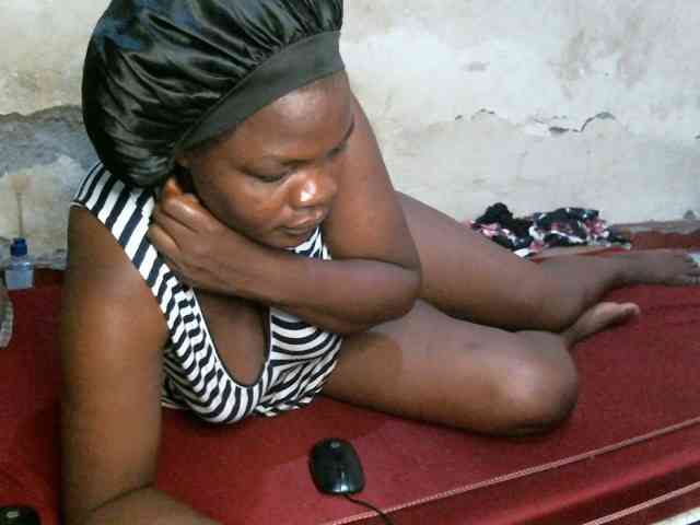 LOVELY-JAZMINE webcam