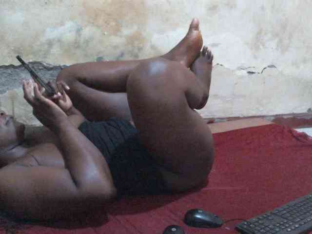 LOVELY-JAZMINE webcam