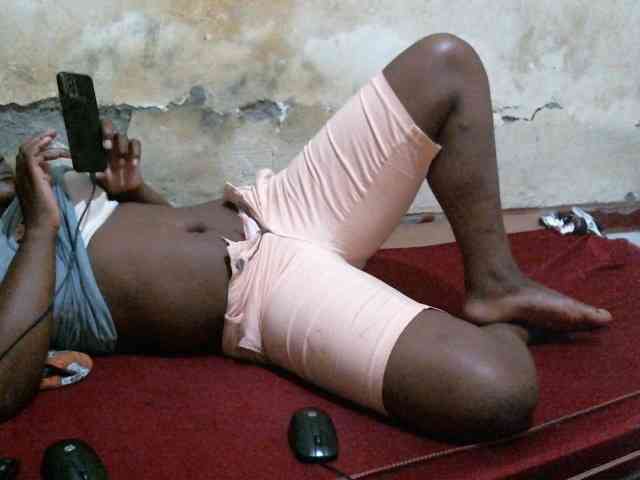 LOVELY-JAZMINE webcam