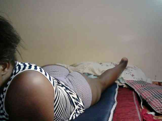 LOVELY-JAZMINE webcam