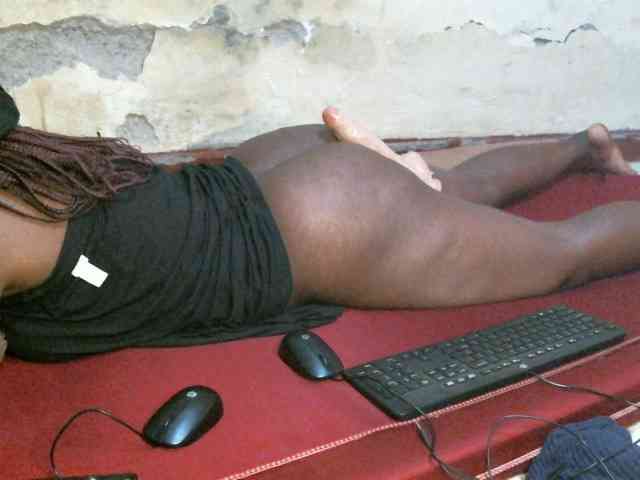 LOVELY-JAZMINE webcam