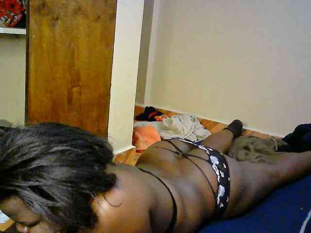 LOVELY-JAZMINE webcam