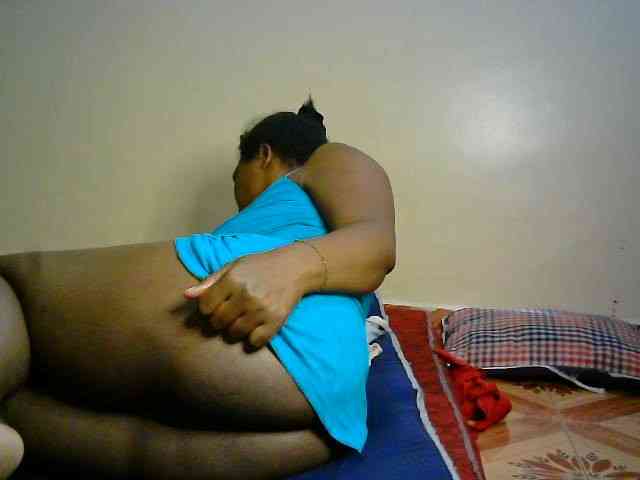 LOVELY-JAZMINE webcam